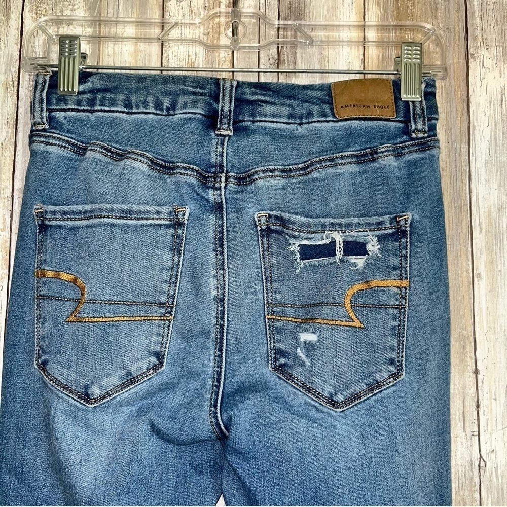 American Eagle Curvy High Rise Distressed Jegging Jeans Short - Picture 7 of 10
